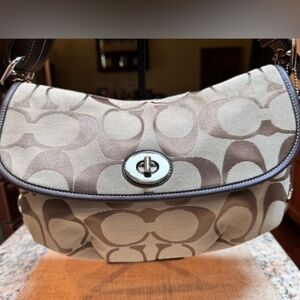 Coach Brown Signature Shoulder Bag. Lilac Lining